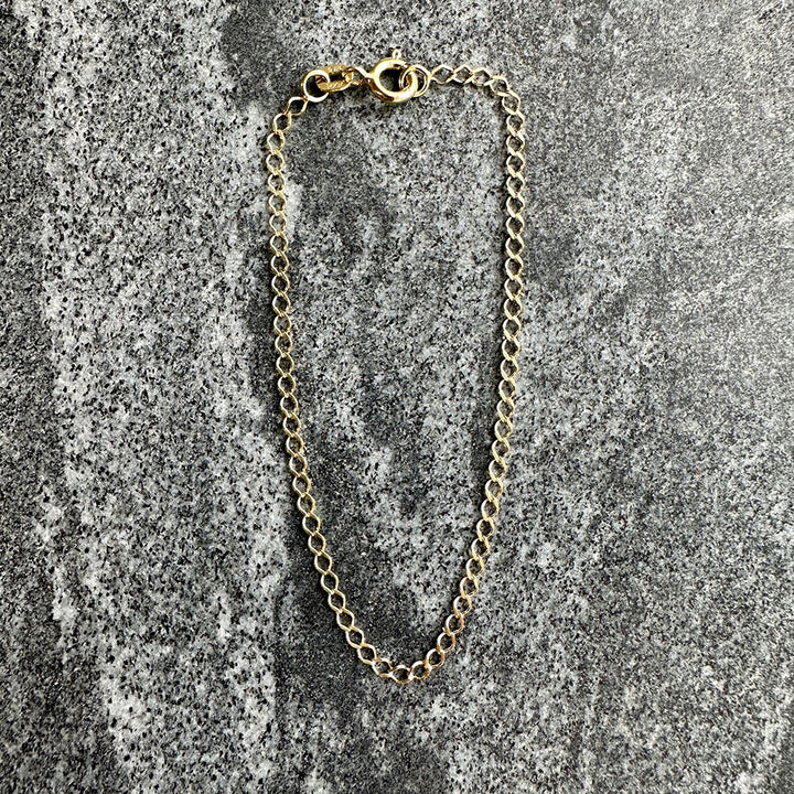 Edge Only Fine Gold Chain Link Bracelet in 9ct gold
