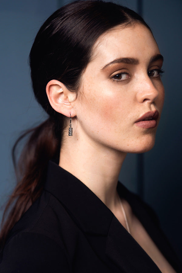 Edge Only Diamond Cut Cylinder Drop Earrings black rhodium