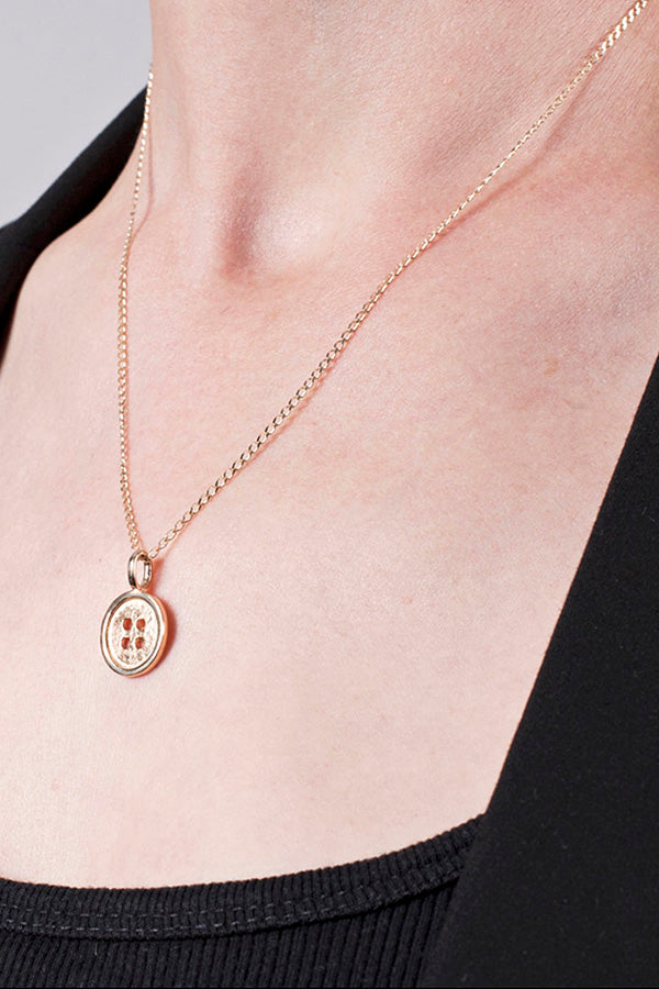 Button Pendant in 14 carat Gold
