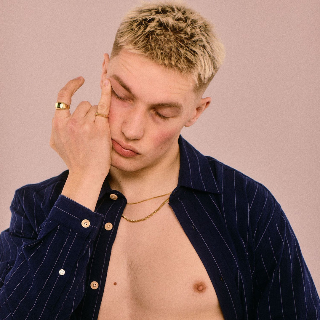 Edge Only 2mm curb chain, 3.7mm curb chain and box chain 18ct gold vermeil. Declan Kelly jewellery editorial 