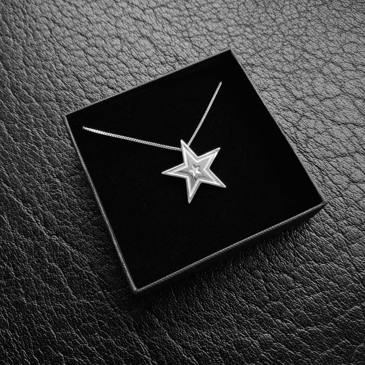 Megastar Pendant in Edge Only jewellery box