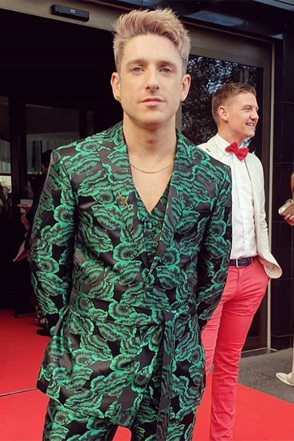 Stephen Byrne VIP Awards Red Carpet. Edge Only Pointed Lightning Bolt Pin and 3.7mm curb chain in 18ct gold vermeil
