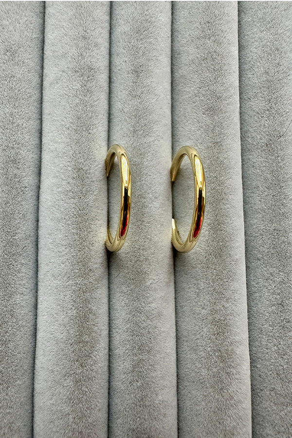 14ct gold 20mm round hoops. Wire 1.9mm