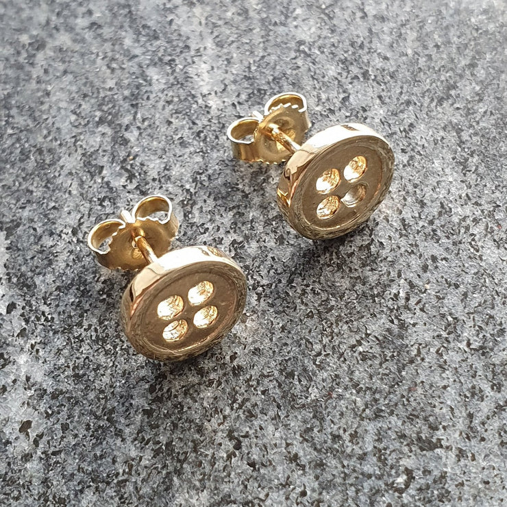 Edge Only Button Earrings in 14 carat gold