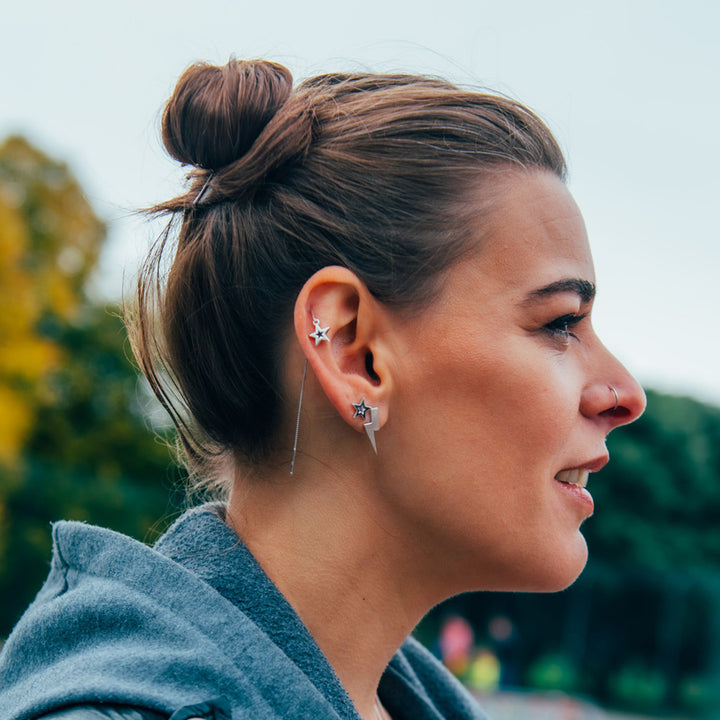 Edge Only Megastar ear thread in black and earrings in sterling silver