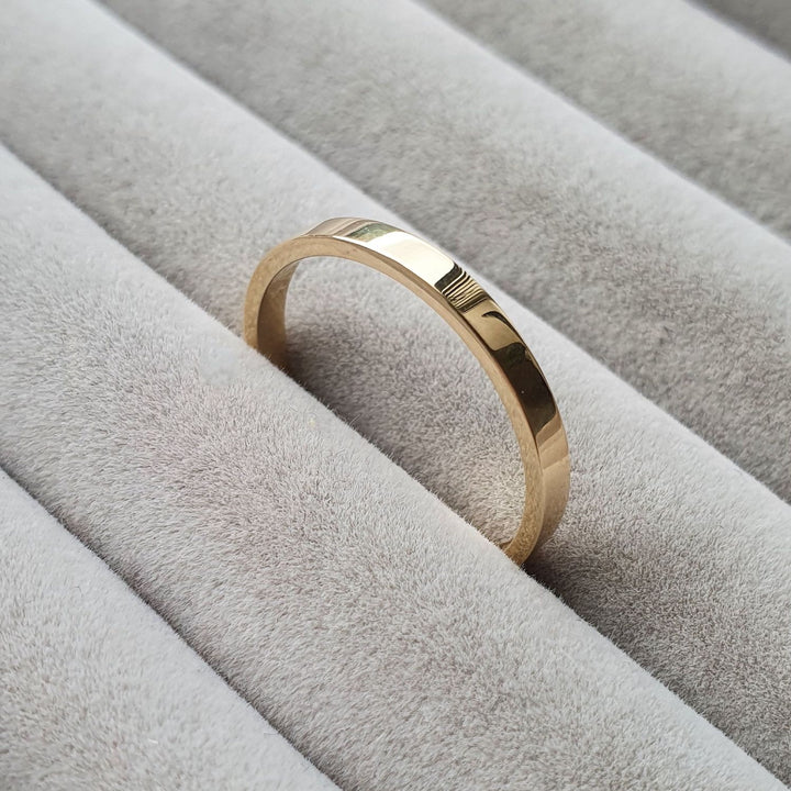 Edge Only Flat Band 2mm - 9ct gold Wedding band unisex 