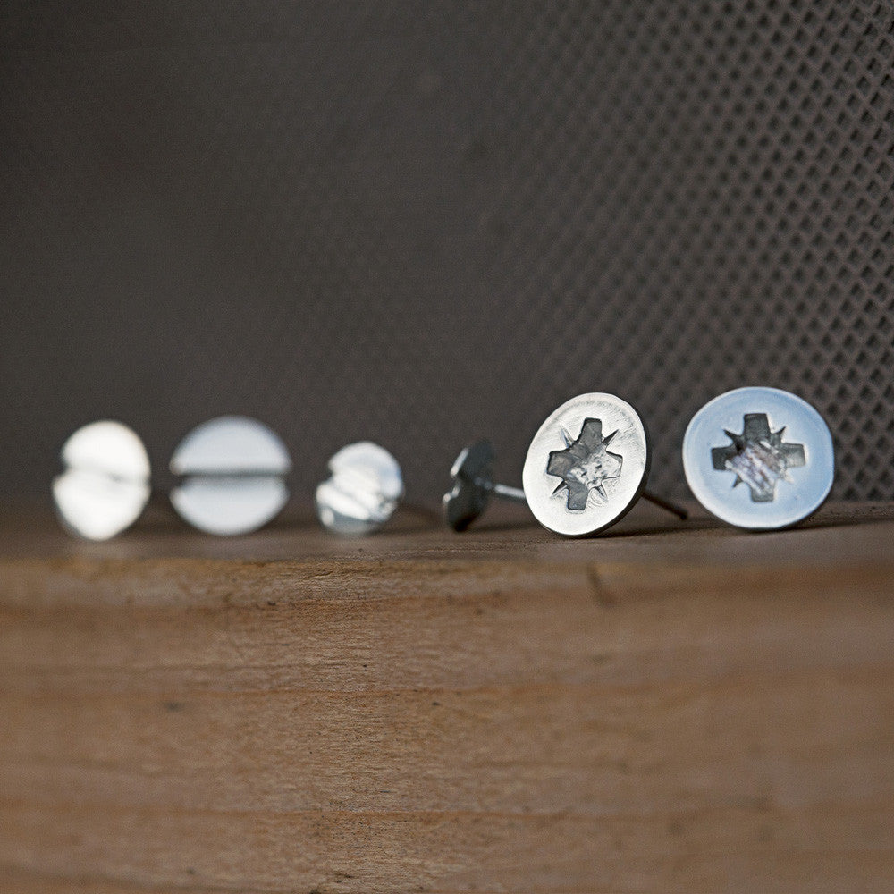 Edge Only Screw Earrings